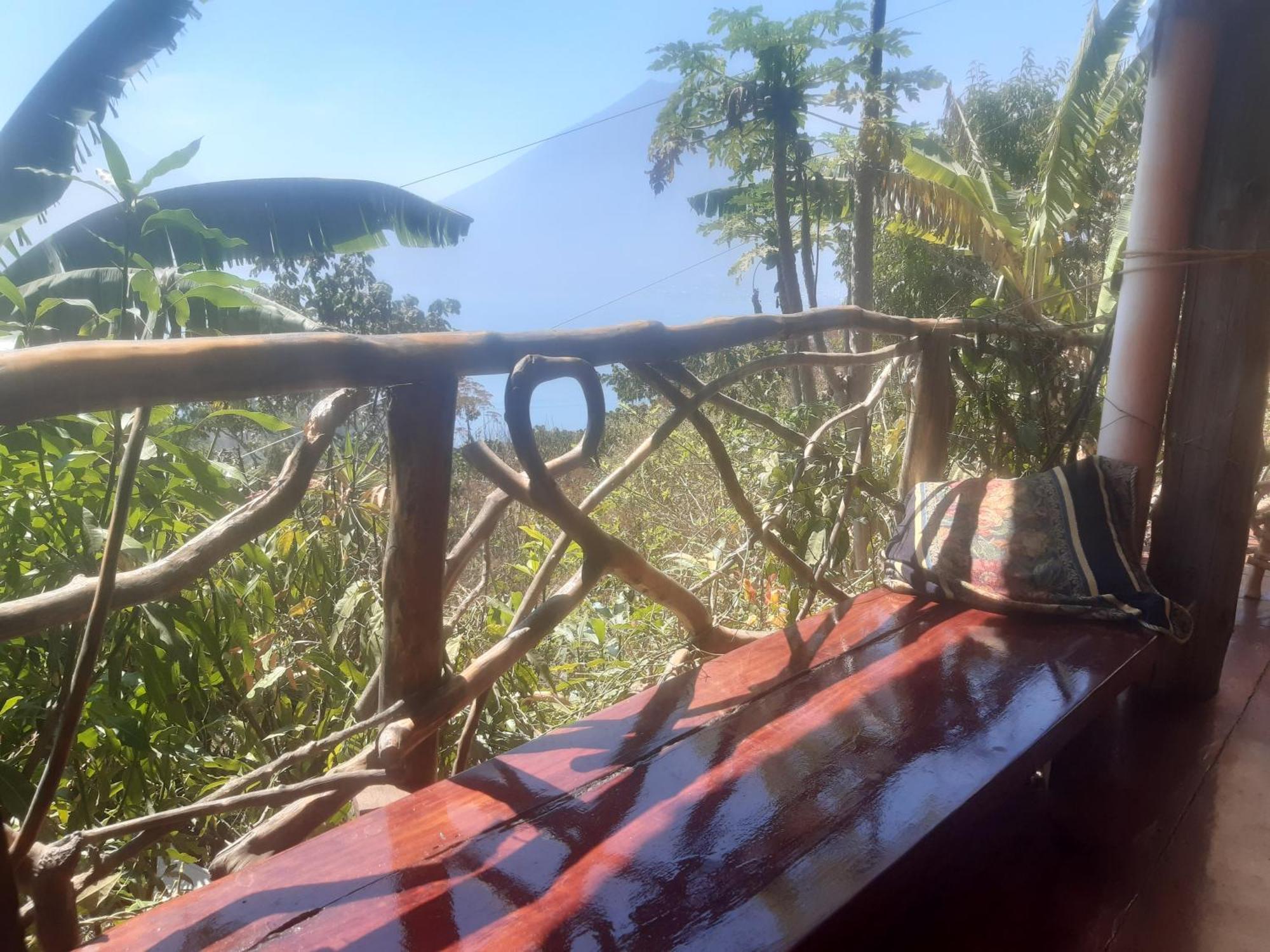 Maison d'hôtes Earthship Atitlan à San Marcos La Laguna Extérieur photo